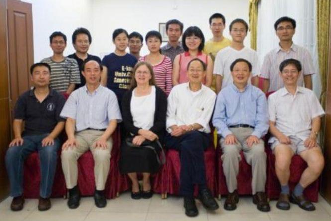 崔琦12岁走出河南农村，到美国后获诺贝尔奖，晚年：后悔离开家乡