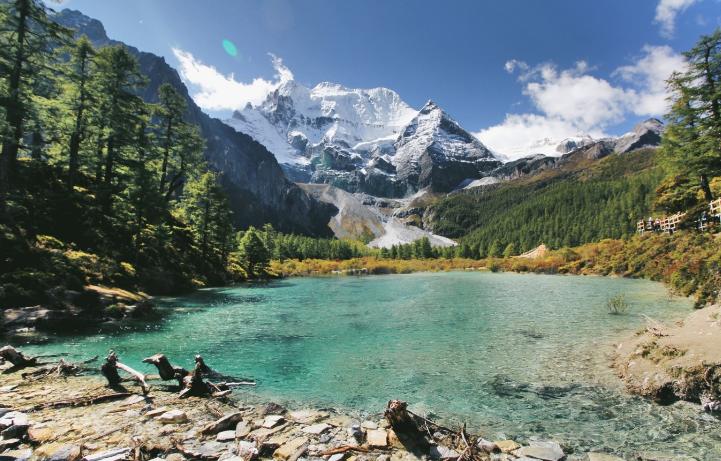 贵阳到稻城亚丁自驾最佳线路,成都稻城亚丁环线线路