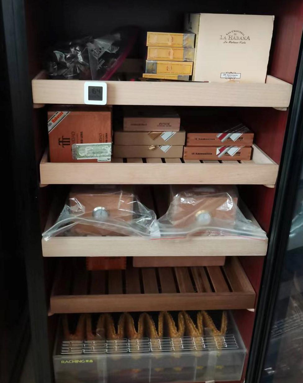 朋友圈售卖走私雪茄涉案200余万,通过朋友圈空手倒卖雪茄