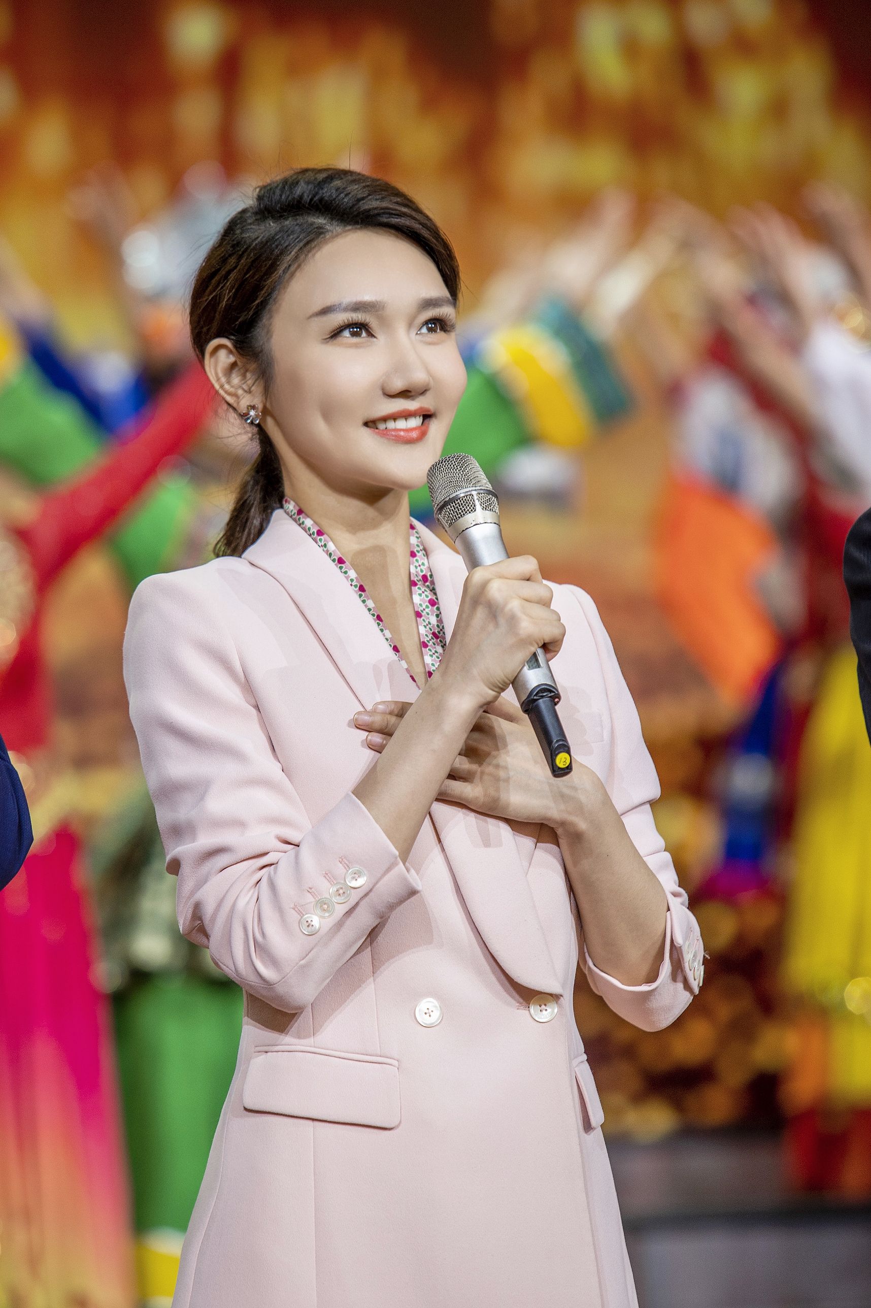 央视没结婚的十大女主持人都是谁,至今未嫁人的12位美女主持人