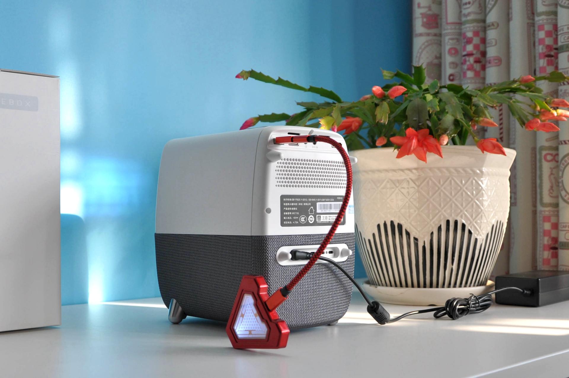 泰捷WEBOXT1投影仪测评,泰捷weboxt1投影仪和m6哪个好