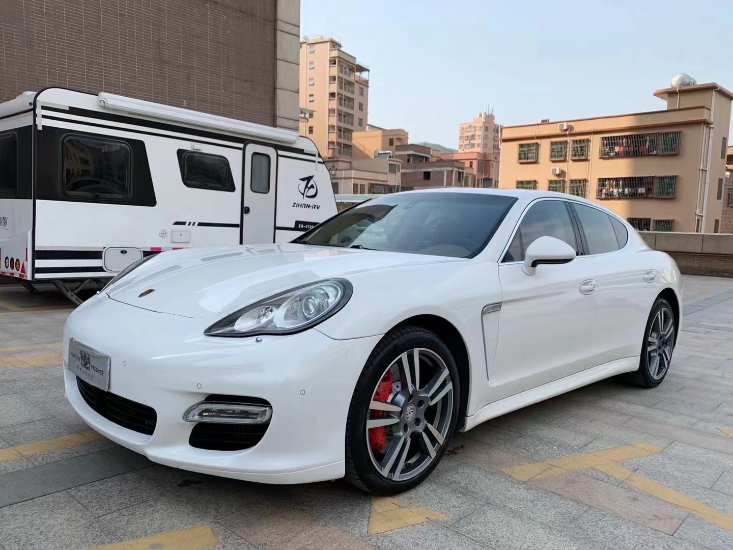 男子卖帕拉梅拉,男子花10万买了一辆保时捷