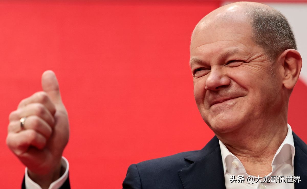 德国人间清醒不装了，继续用俄能源，普京笑了，美沦为孤家寡人