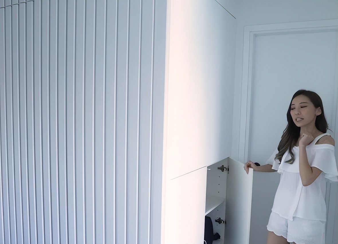 30岁香港“兼职姑娘”,一人在42㎡蜗居2年,独居生活引人羡慕