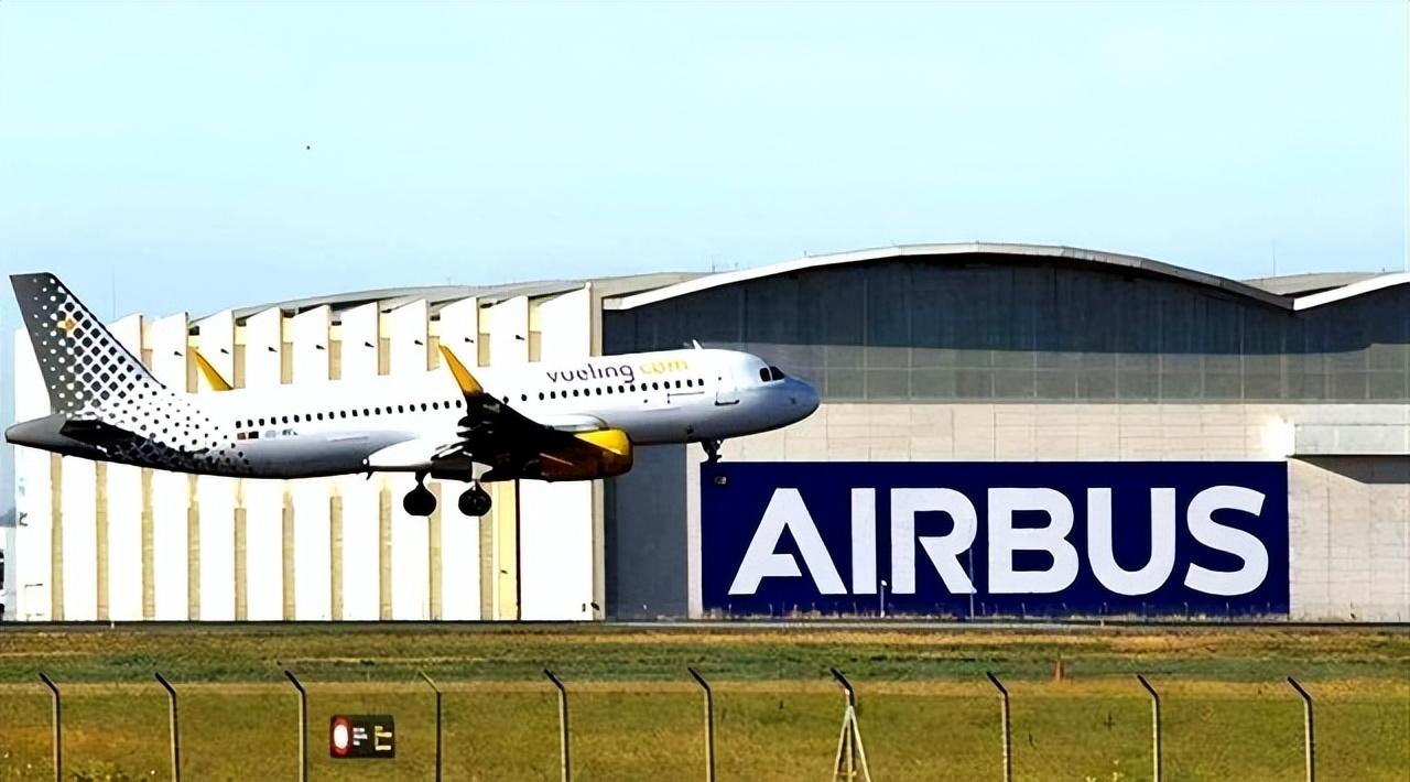 太突然，美国宣布要在中国下一笔大订单，外媒：这是在向中国示好