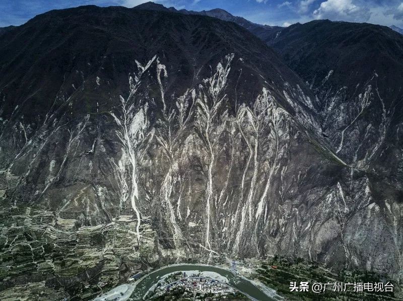 汶川地震10周年缅怀逝者致敬重生,纪念汶川地震12周年缅怀逝者