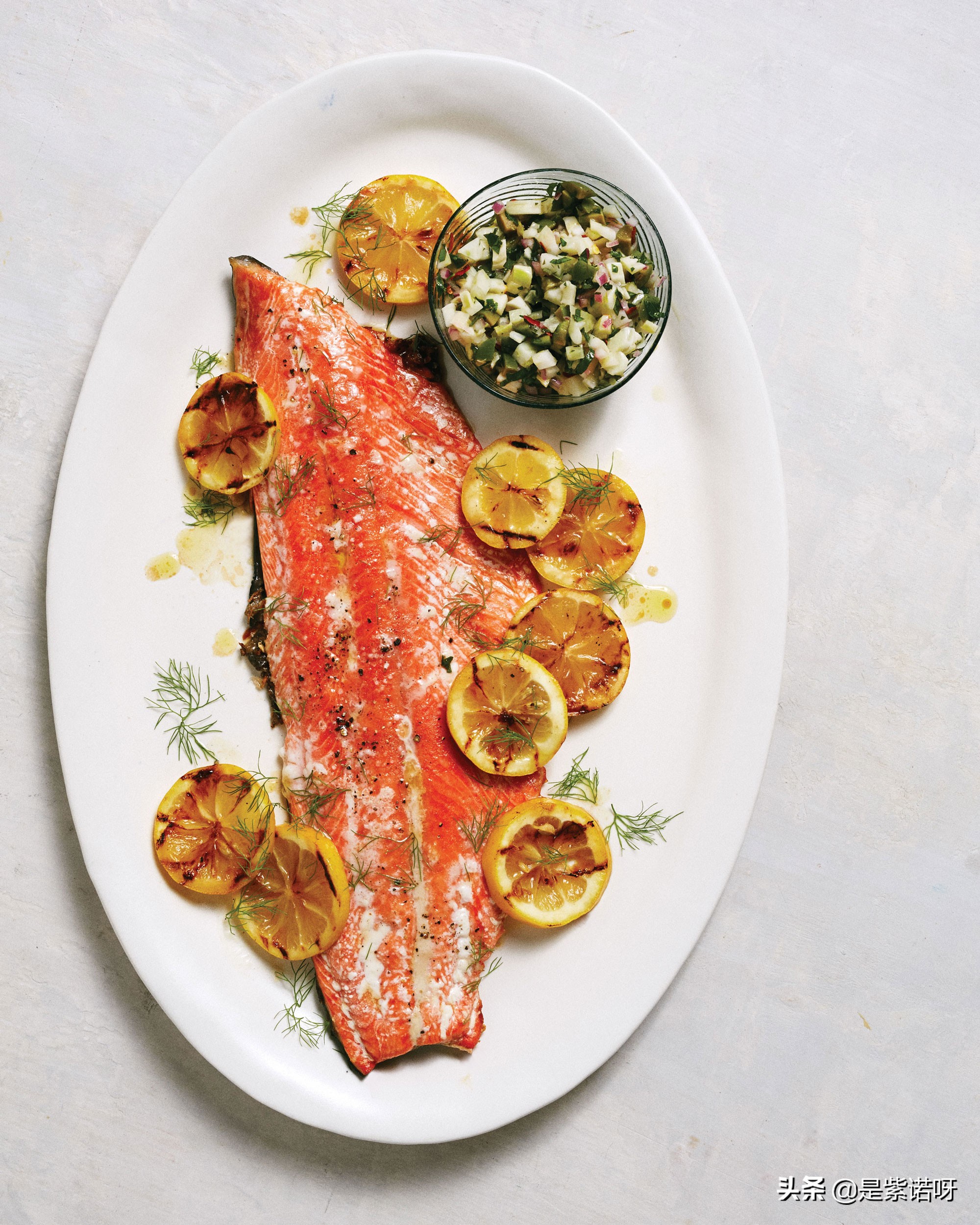 烤鱼怎么烤鱼肉才嫩滑,烤鱼怎么让鱼快速入味好吃