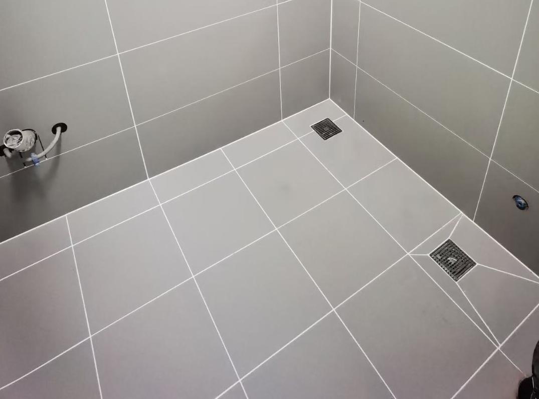 美缝是聚脲的好还是真瓷的好,聚脲臻瓷冠军美缝