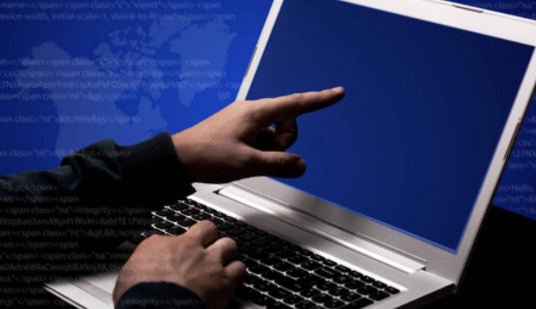 李某等通过网络打码牟利，是否构成网络环境中侵入的刑法认定？