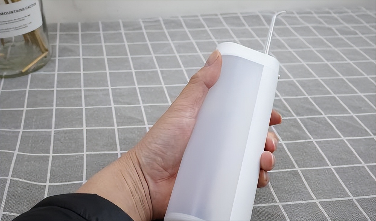 牙齿松动适合用冲牙器吗,冲牙器适合牙齿已经松动的人吗