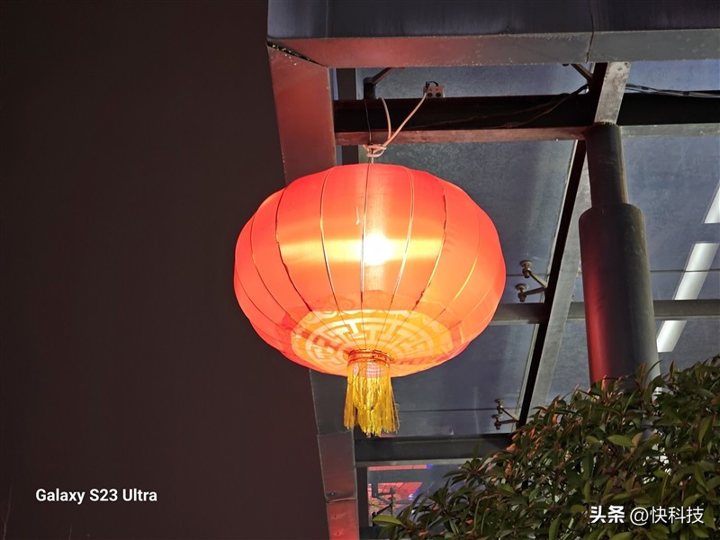 三星galaxys22超大杯,三星galaxys23ultra湖屿蓝评测