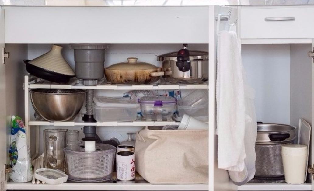 厨房柜子别再这样乱摆了,厨房空间不够有必要做抽屉吗