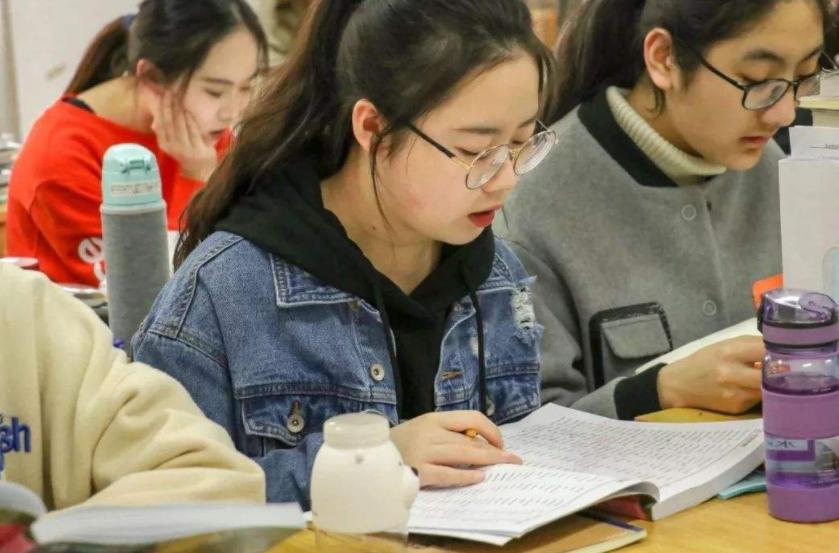 郑州一所专科院校,学生有机会签约国企,被称为专科界“小清华”