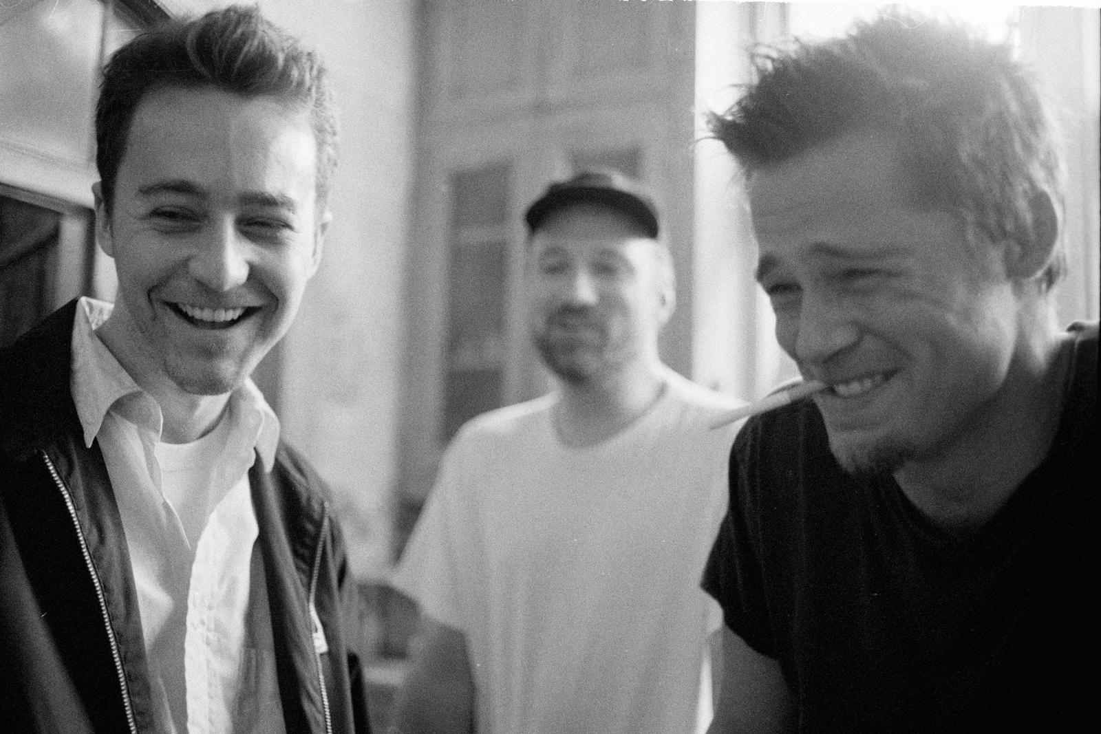 搏击俱乐部原版结局是什么,搏击俱乐部结尾深度解析