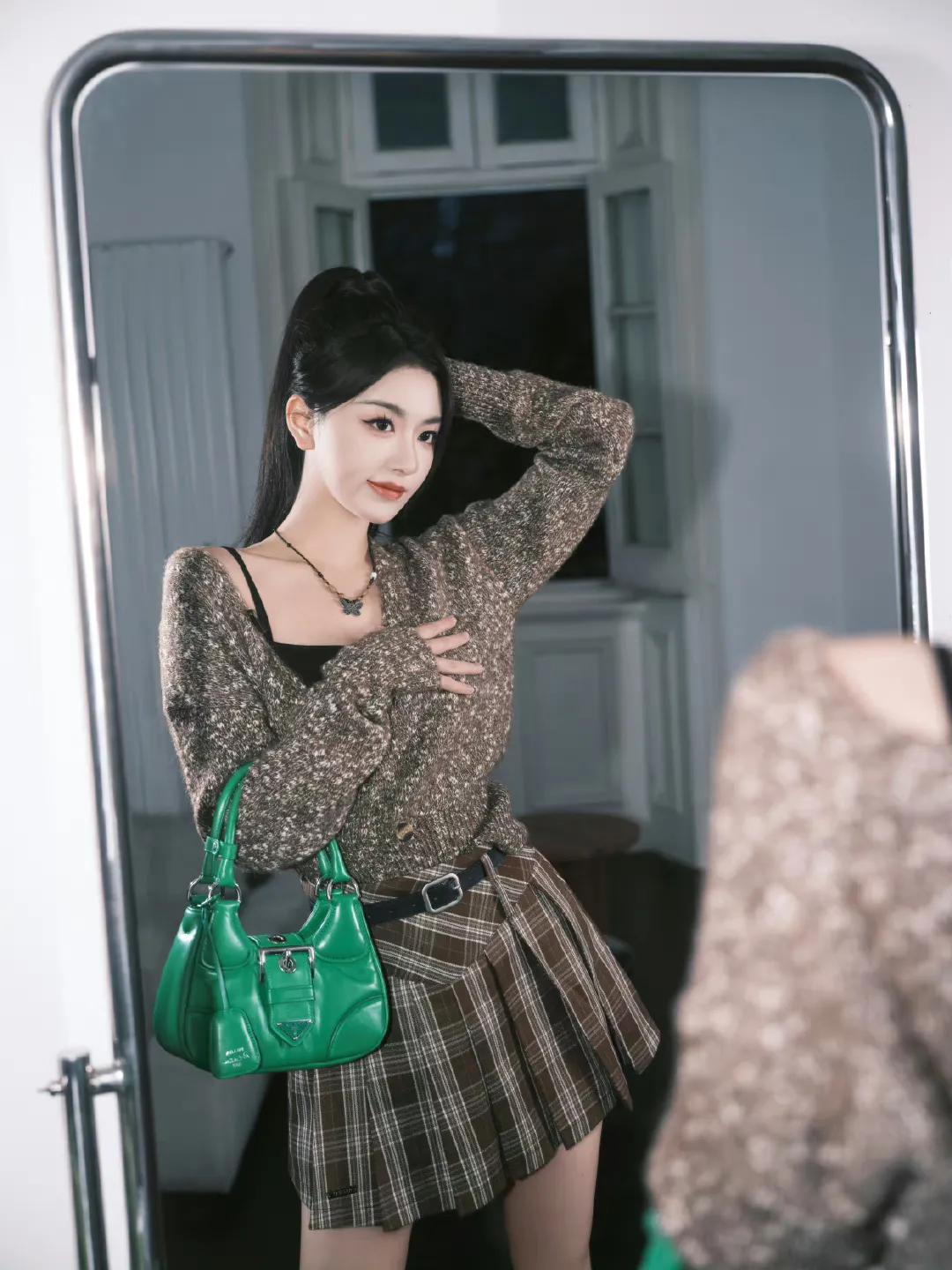 周雨彤杨紫吴倩哭戏,徐艺珍周雨彤