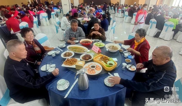 欢聚一堂！放羊倌粉丝文化节在菏泽举办