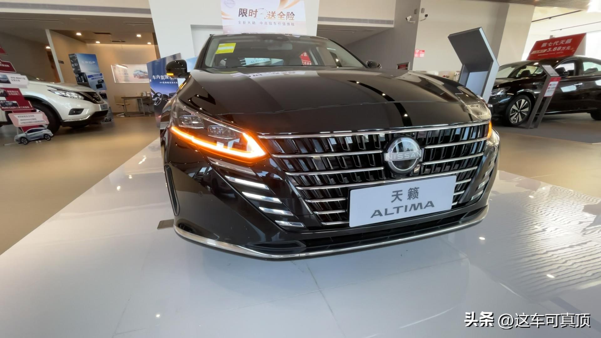 2015款天籁2.0欧冠科技版缺点,黑色天籁2023款的优点与缺点