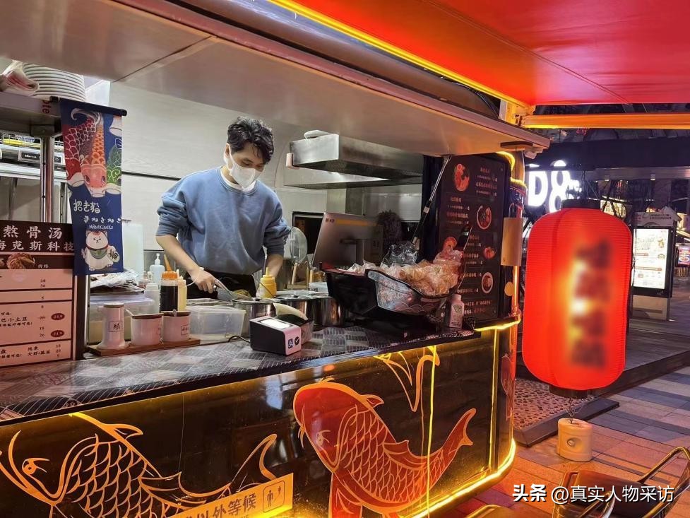 我，35岁失业，顶着疫情投身餐饮，一个小餐车竟月入9万，全靠拼
