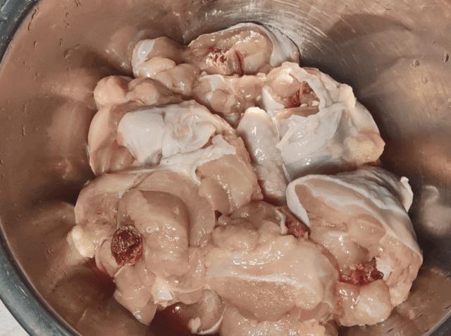 用电饭煲就能做的葱油鸡学会了吗,电饭锅葱油鸡做法家常菜