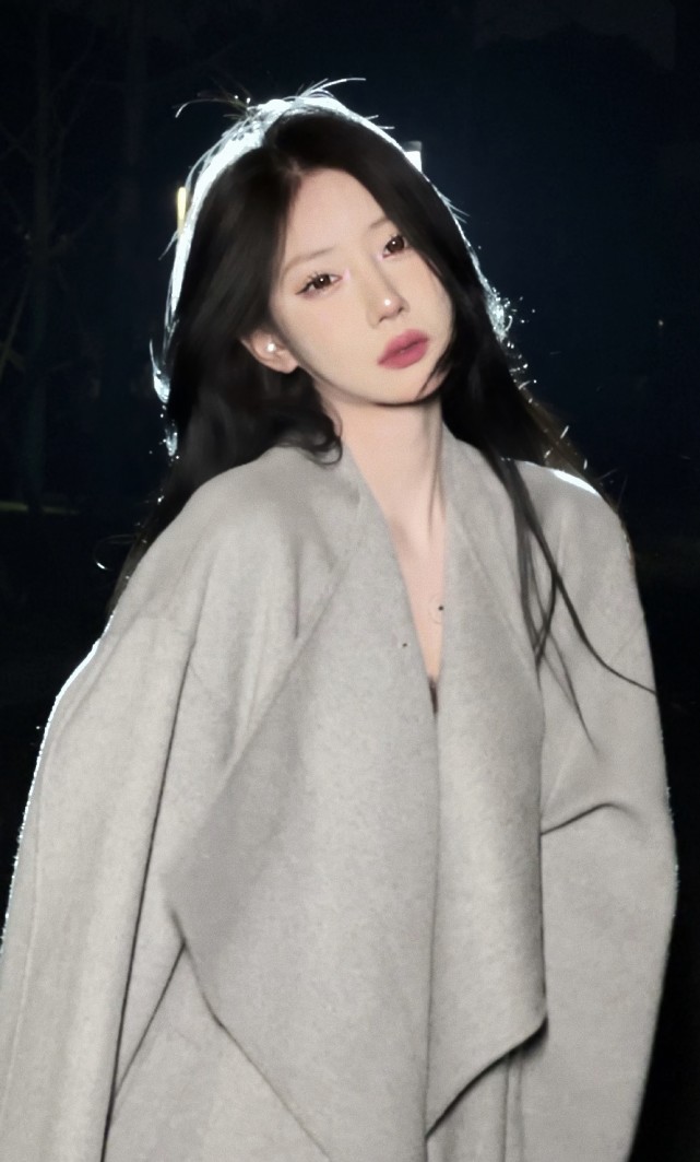 网红薛小婉是哪人,网红薛小婉生日礼物拿到手软