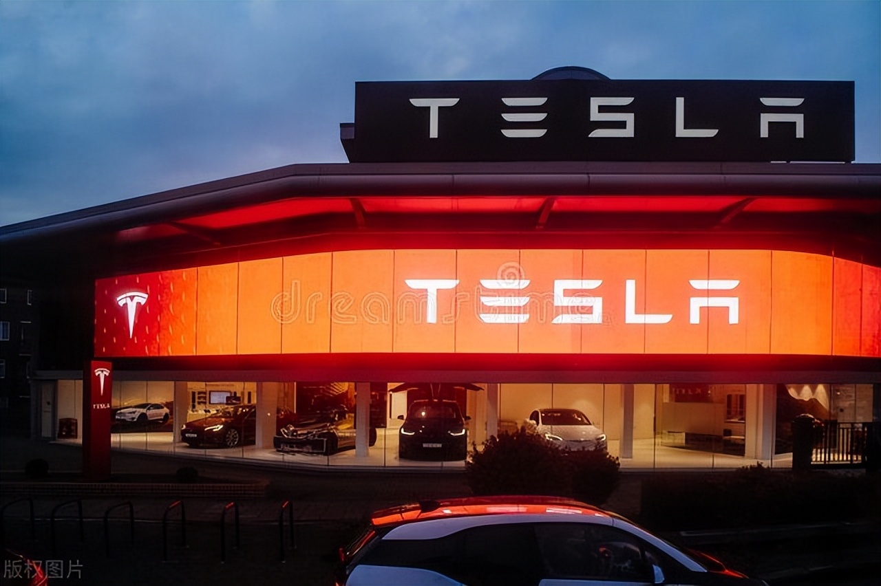 马斯克商业航天帝国,马斯克的商业帝国