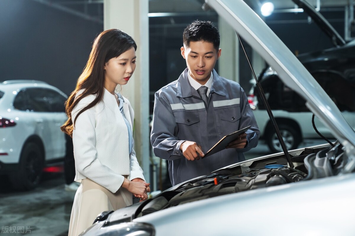 4s店分期与全款买车的区别,4s店买车分期和全款的区别