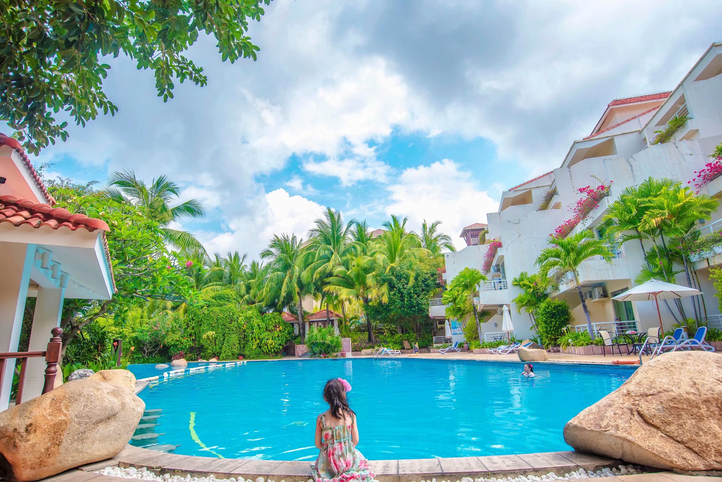 泰国三亚旅游对比,三亚和泰国旅游选择哪里