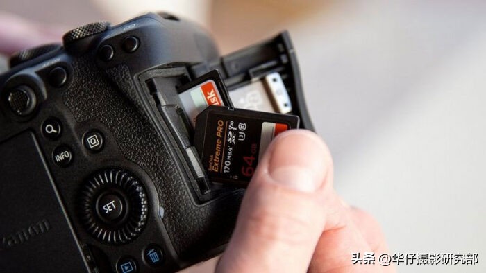 买尼康z6ii还是z5,尼康z6ii和佳能r6