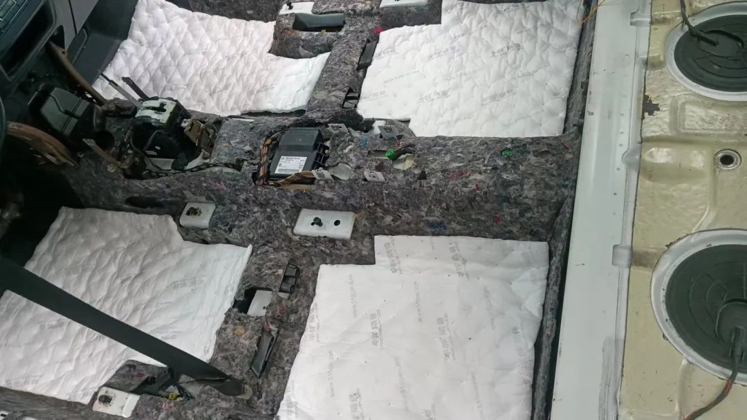 12年大众途观二手车翻新,大众途观外观塑料件翻新