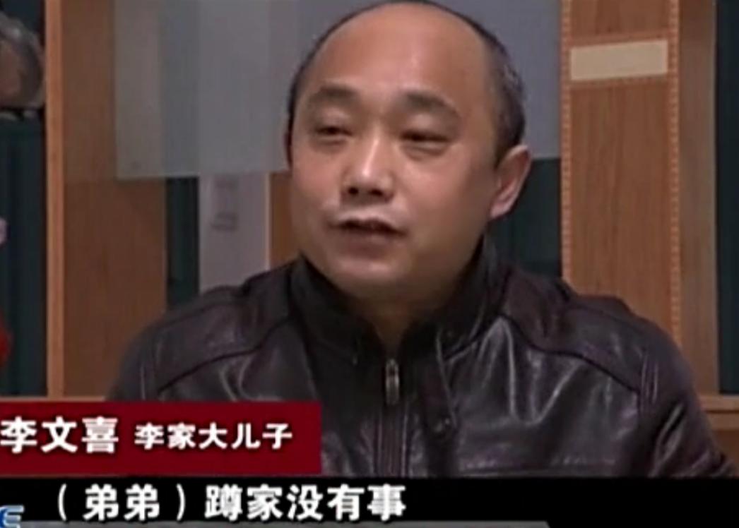 女儿不出父亲的丧葬费可以起诉吗,大儿子拒绝承办母亲丧葬费