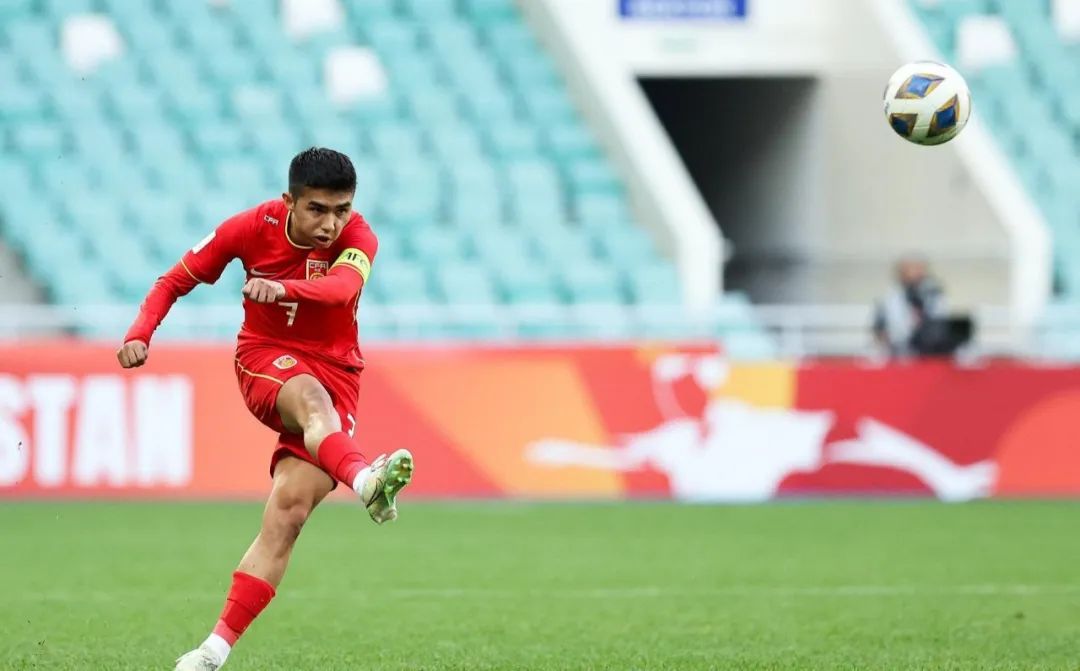 新疆喀什足球邀请赛,伊犁和喀什足球比赛