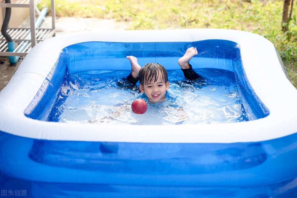 婴儿为什么喜欢玩水,宝宝为什么喜欢玩水玩沙子
