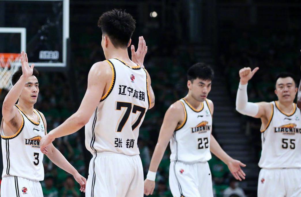 盘点cba历史十大中锋,cba总决赛姚明51分21篮板