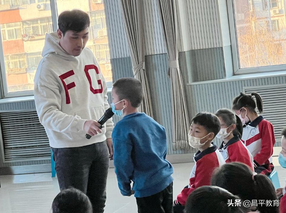 要让戏曲圈粉年轻一代,传统戏曲直播间里圈粉无数