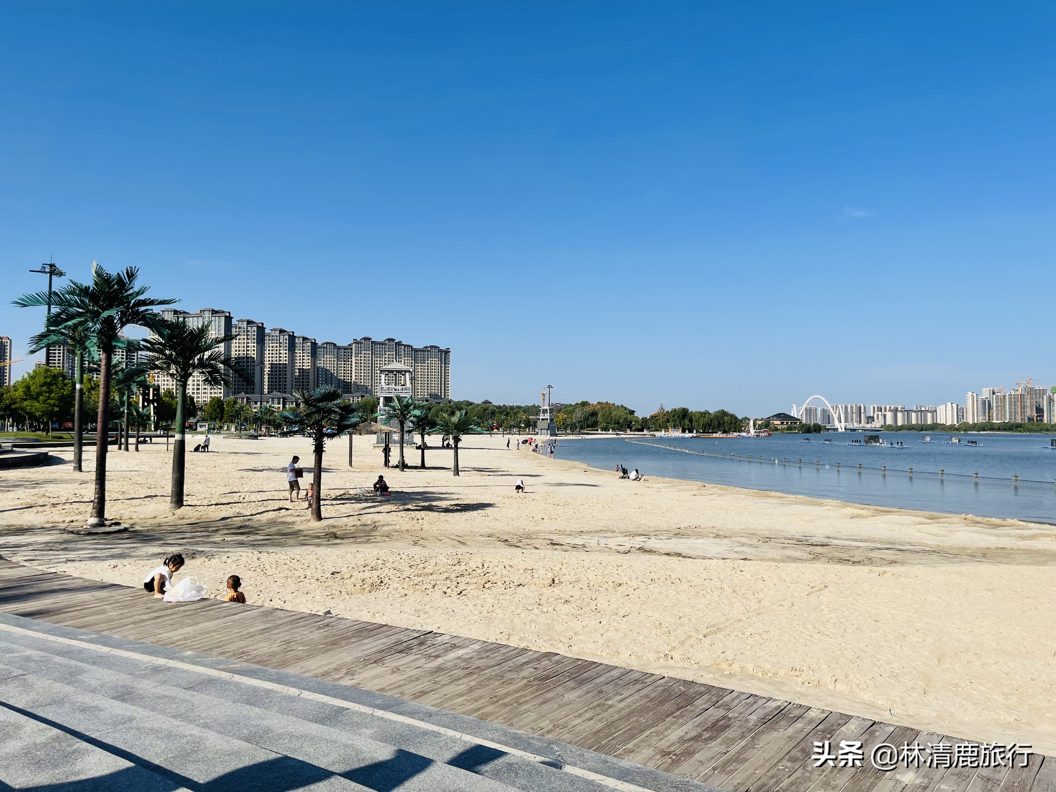 这座宜居二线城市，医疗好气候佳，可看大海可赏花，适合养老旅居