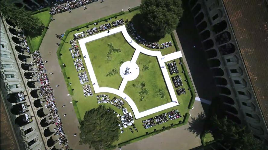 valentino2024春夏男装秀,valentino2022秋冬男装时装秀