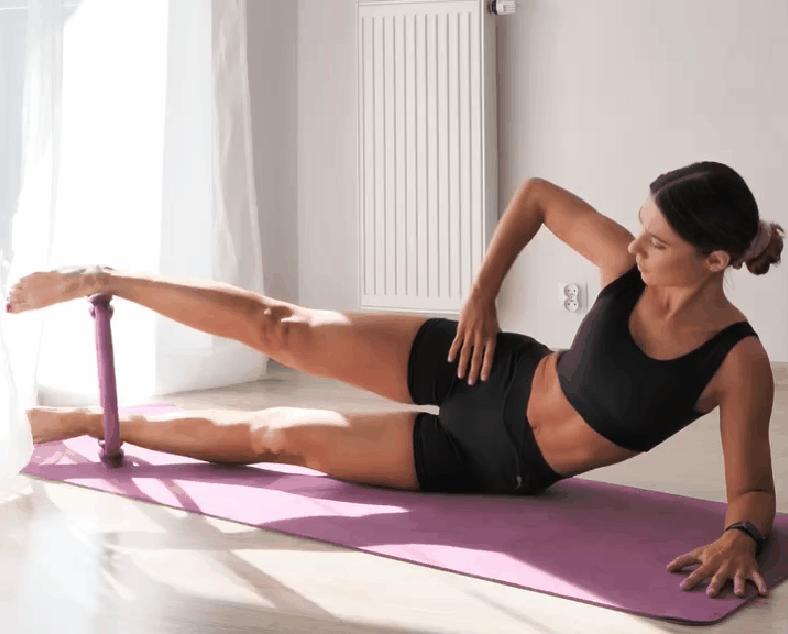 普拉提核心稳定性和平衡的动作,小球普拉提核心稳定性训练动作