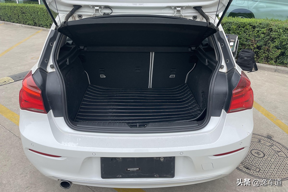 宝马118i四手车值得买吗,试驾13年宝马118i二手值得买吗