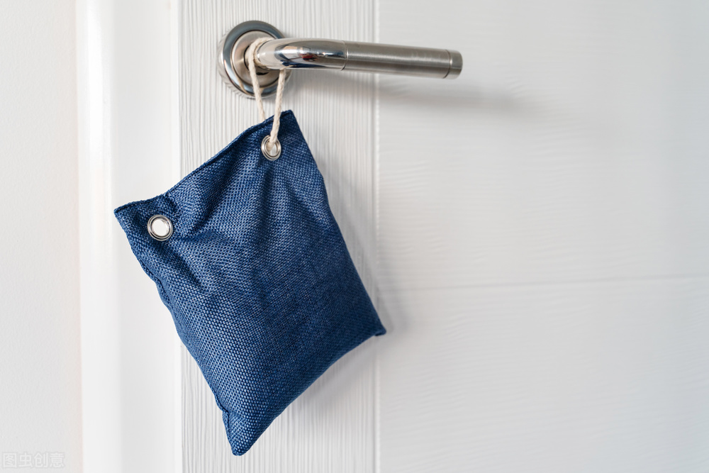 真皮床味道太重怎么去除,芝华仕真皮床味道刺鼻