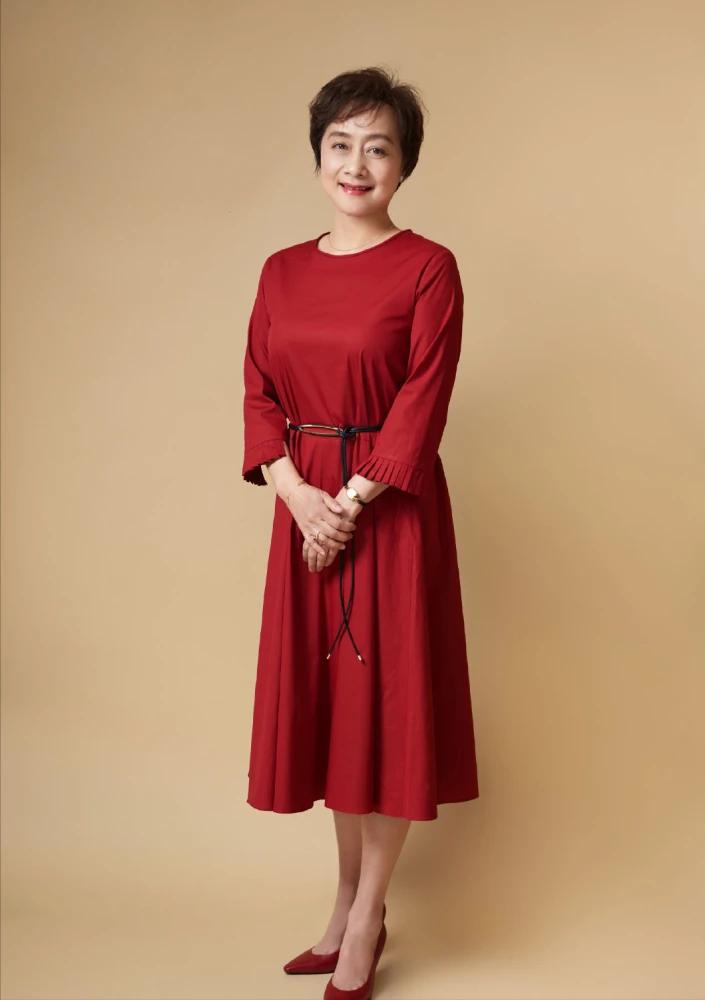 黄梅莹的穿搭,黄梅莹70岁穿搭