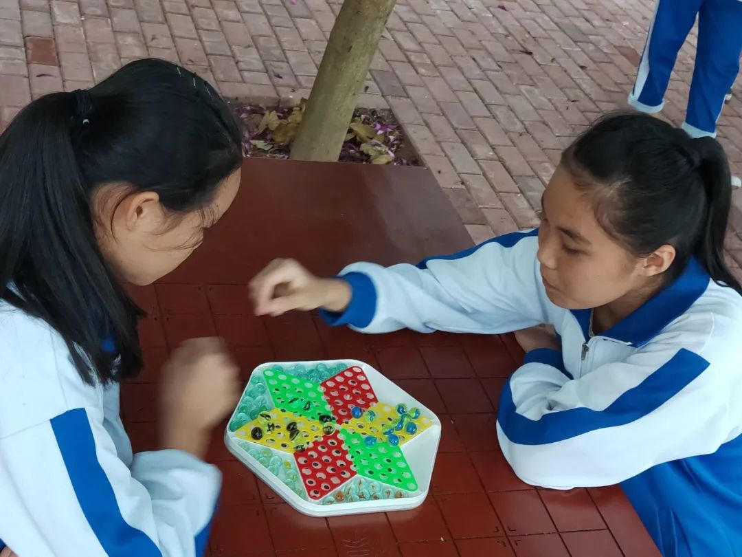 白沙中学校内环境,白沙中学校园环境