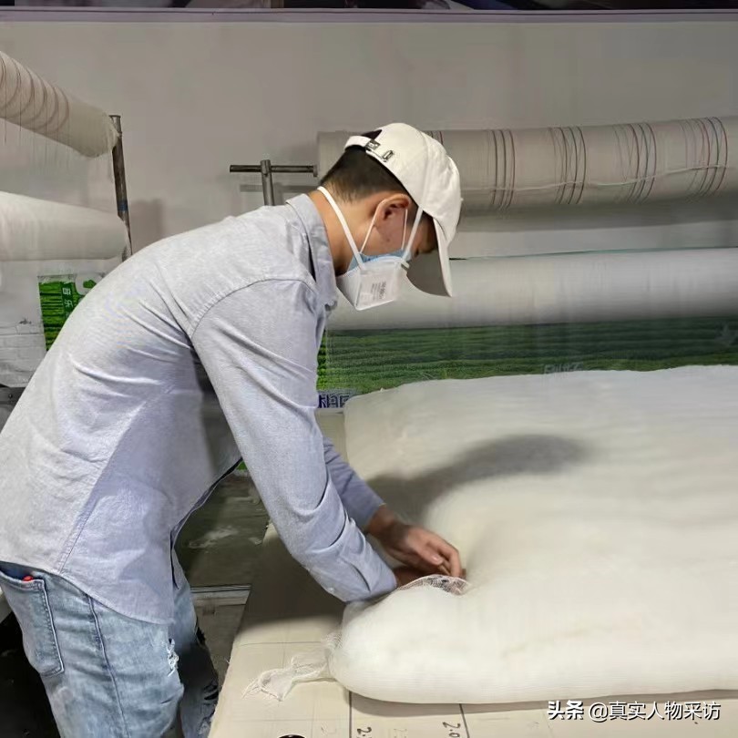 我，湖北人，国企躺平的咸鱼，摆地摊走上生意路，35岁退休当地主