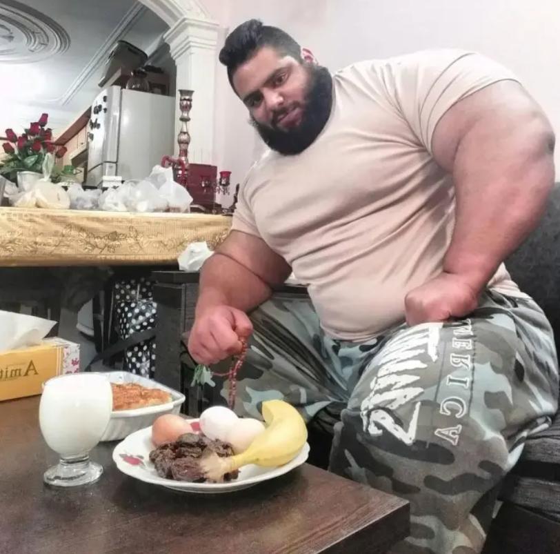 伊朗绿巨人现在怎样了,伊朗绿巨人视频