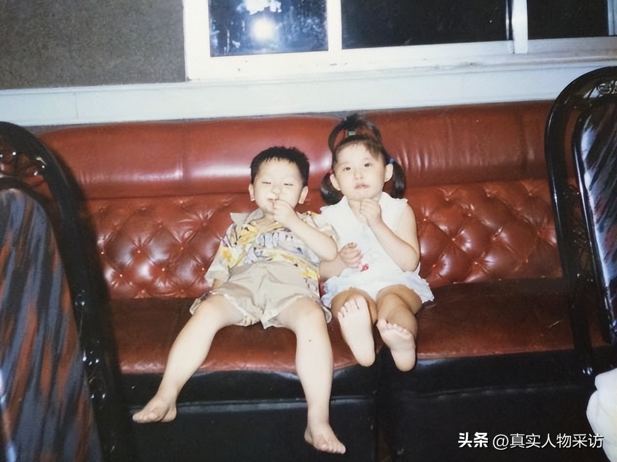 我，在澳洲跟一学妹恋爱成婚，疫情失业后，她陪我在夜市摆摊创业