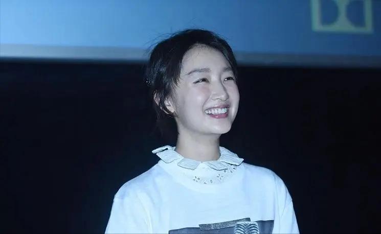 周冬雨经历了很长的低谷期,太妹后来怎么样了