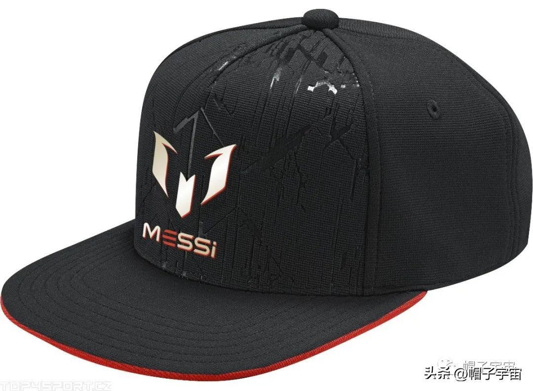 梅西运动品牌合作商是,梅西运动鞋是什么品牌