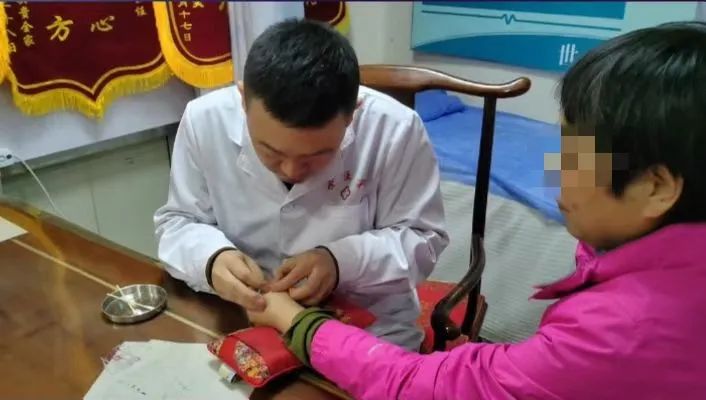 福州民间老中医高手治腰椎,大连治腰厉害的中医