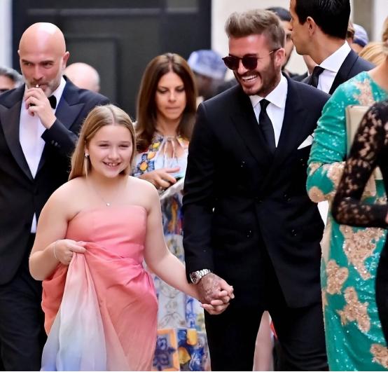 贝小七有多漂亮,贝小七从小到大的照片