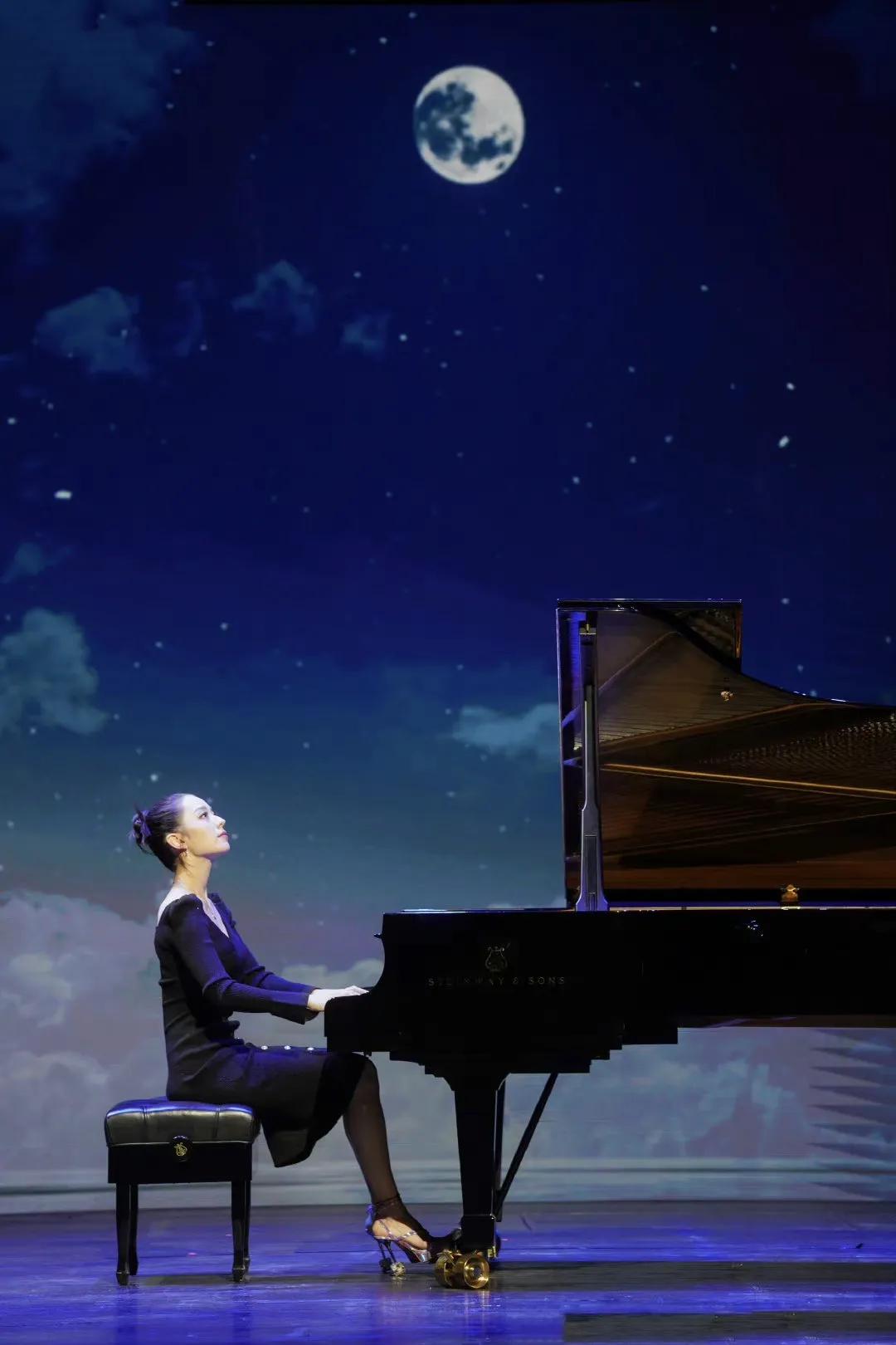 RogerVivier2022春夏系列欣赏