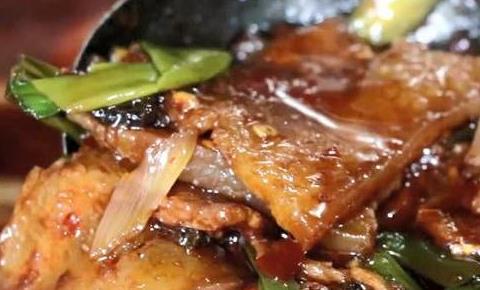 板凳面成都爆辣,火爆成都23年的板凳面